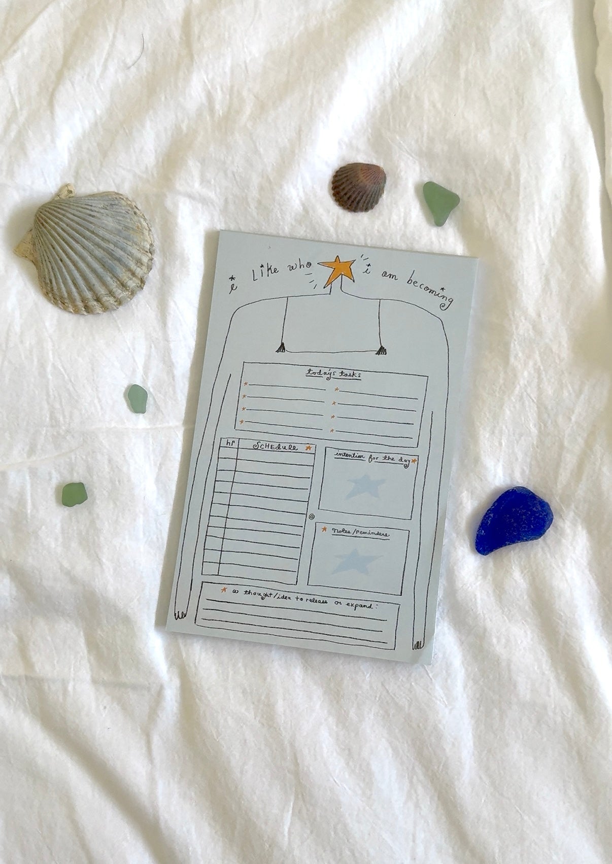 “i like who i am becoming” to-do notepad 🌟